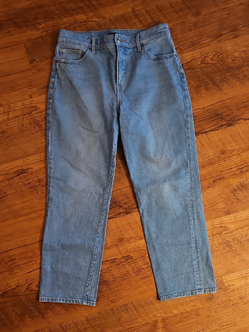 Express Classic Ankle Straight Leg Blue Denim Jeans. Size 8